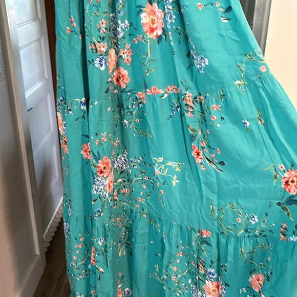 Floral Lauren Conrad Maxi - Picture 3 of 5